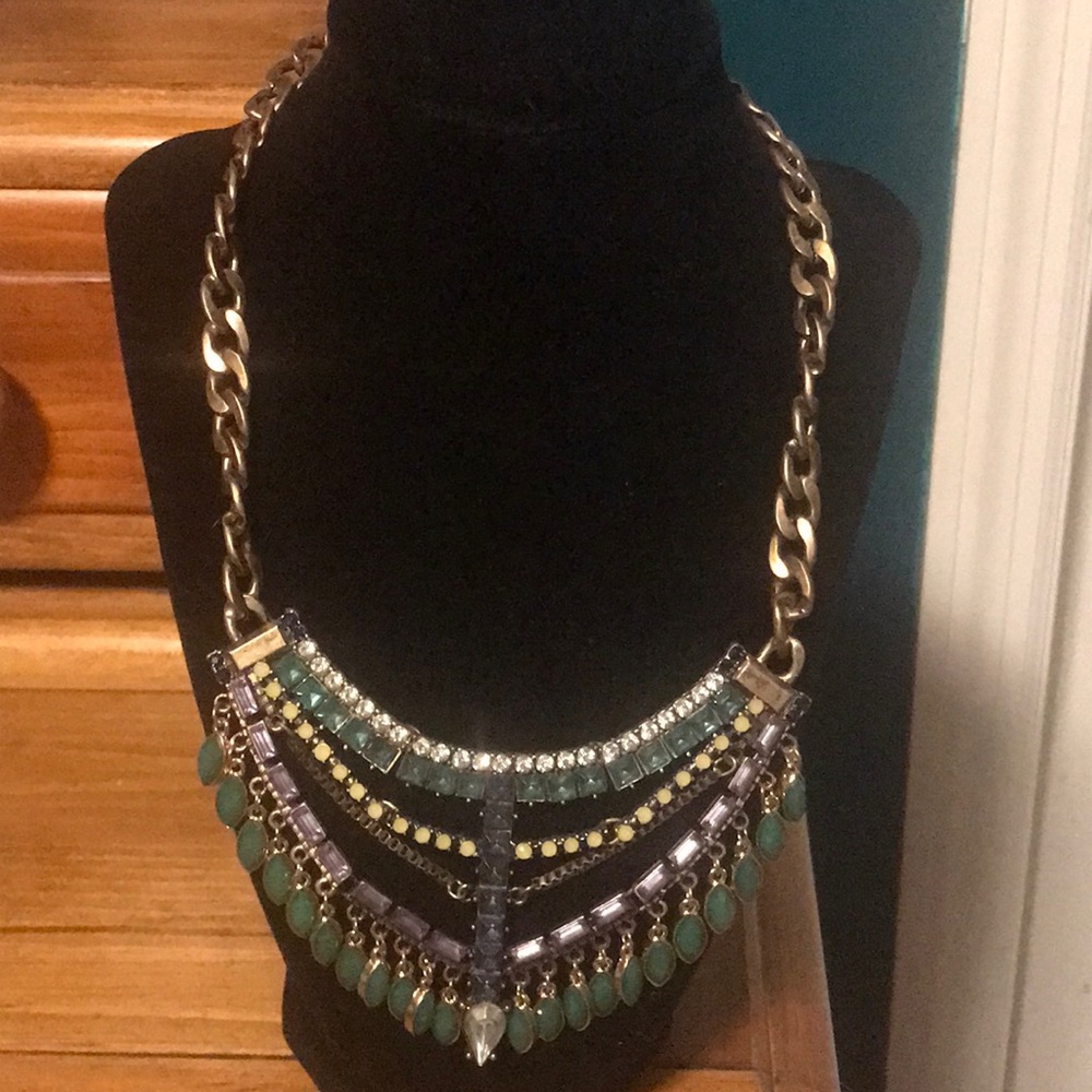 Statement necklace